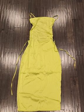 Yellow Stretchy Satin Spaghetti-Strap Bodycon Dress With Strappy Back